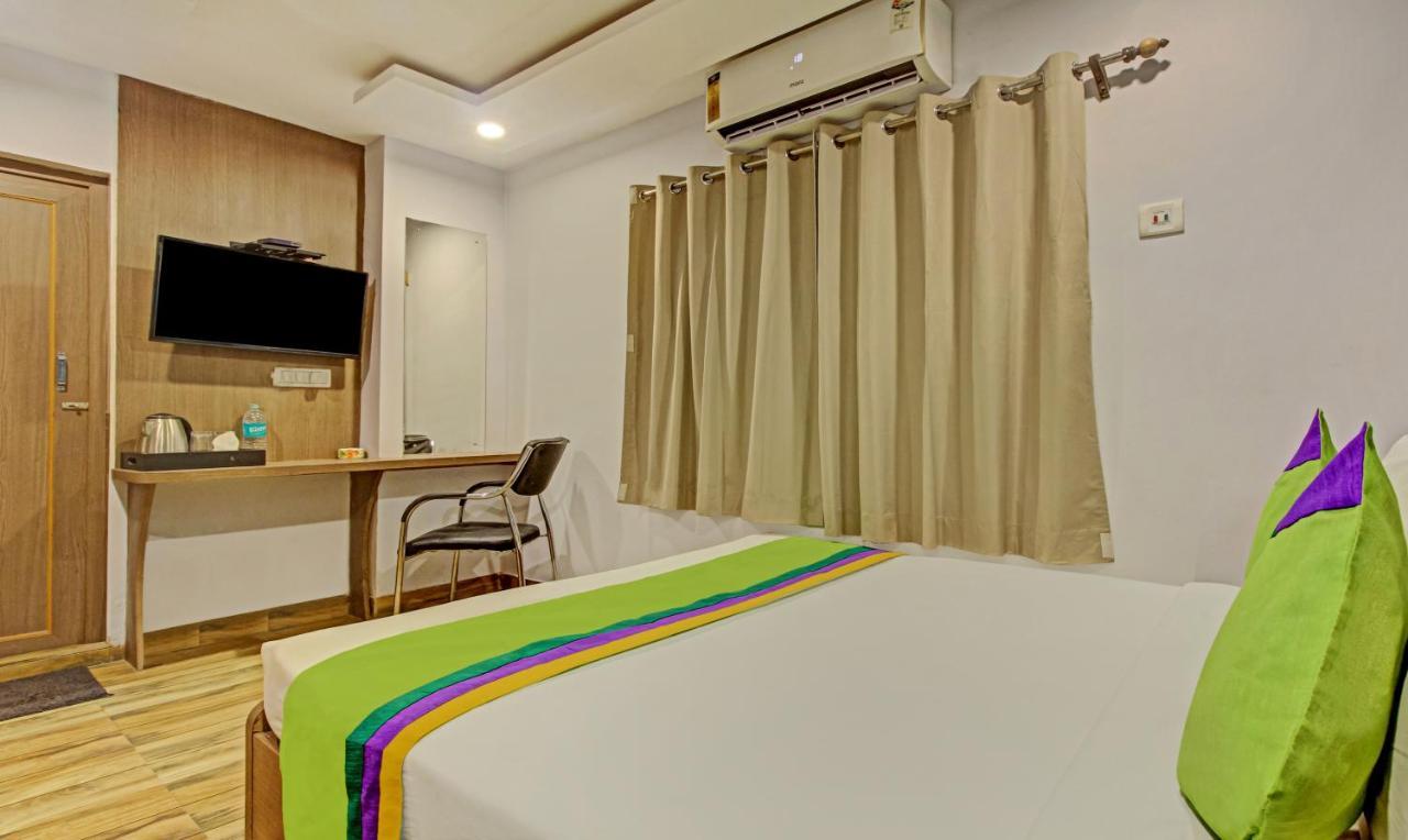 Hotel Royal Crowne Near Kolkata Airport מראה חיצוני תמונה