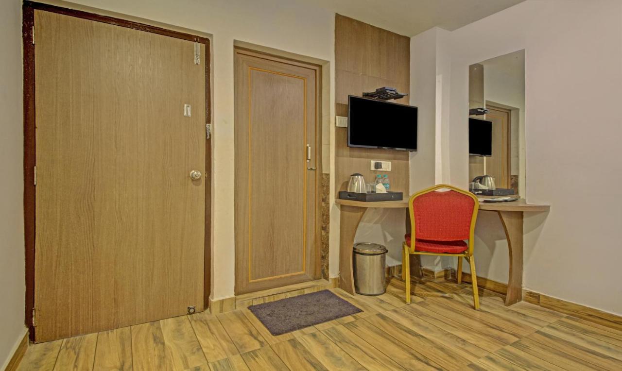 Hotel Royal Crowne Near Kolkata Airport מראה חיצוני תמונה
